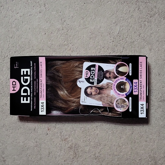 Wig - Picture 3 of 5